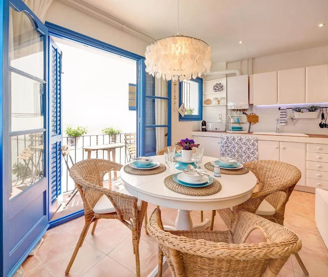 Blue Home Sitges Apartment